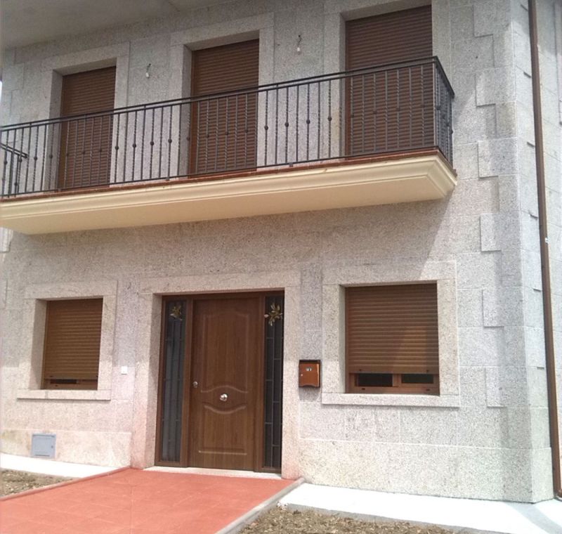 Ventanas metálicas en Zamora